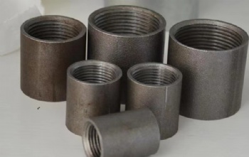 Galvanized Carbon Steel Pipe Fittings Black Long Nipples Equal GI Male Iron Threaded Pipe Nipple Socket